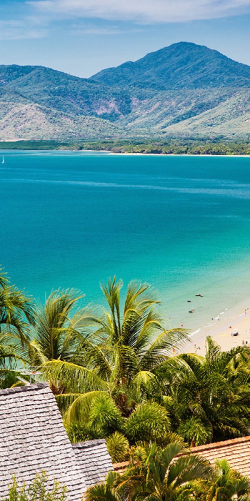 Nightlife ambience in Cairns