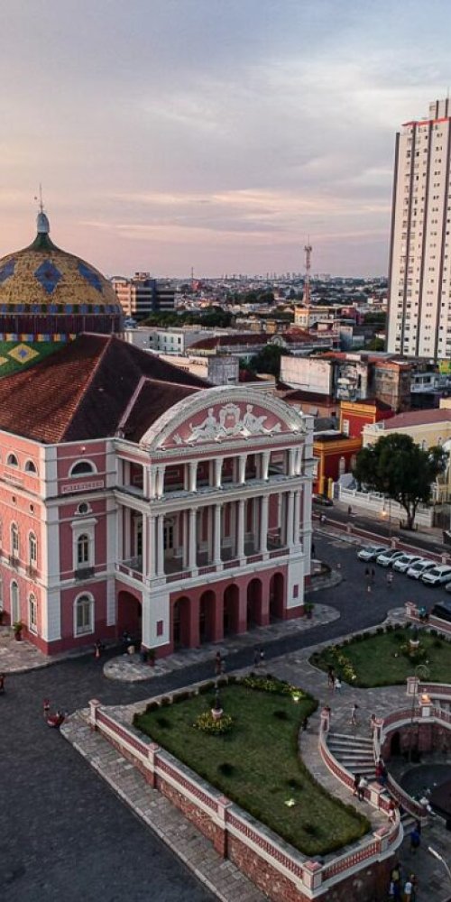Manaus nightlife ambience