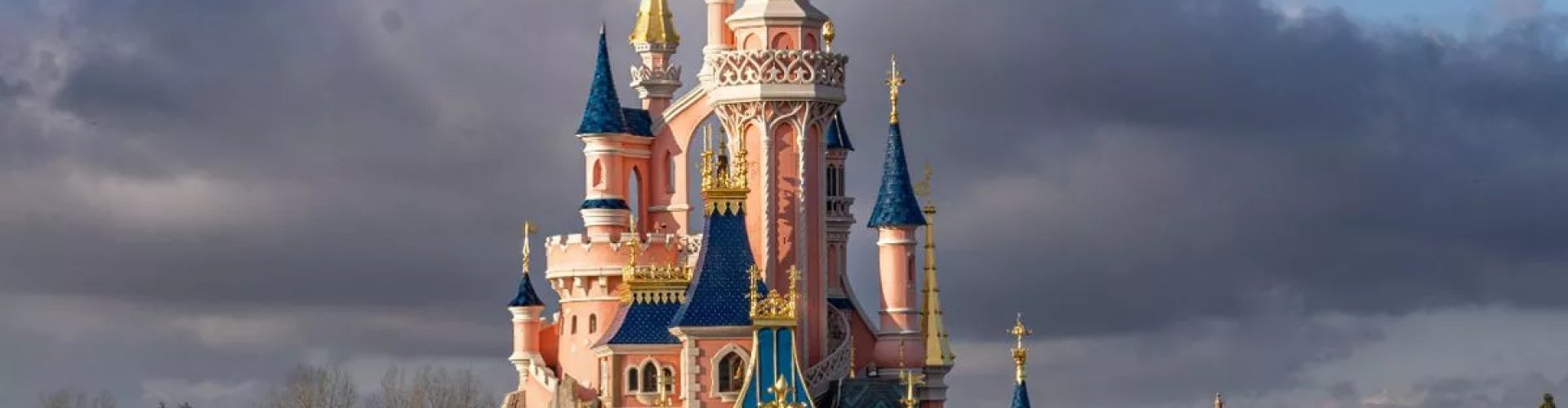 Nightlife in Paris, FR