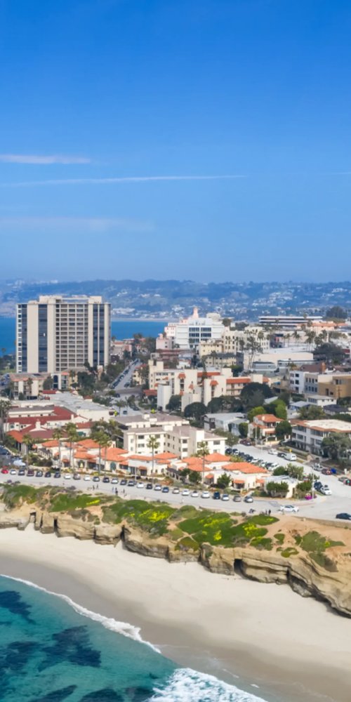 San Diego nightlife ambience