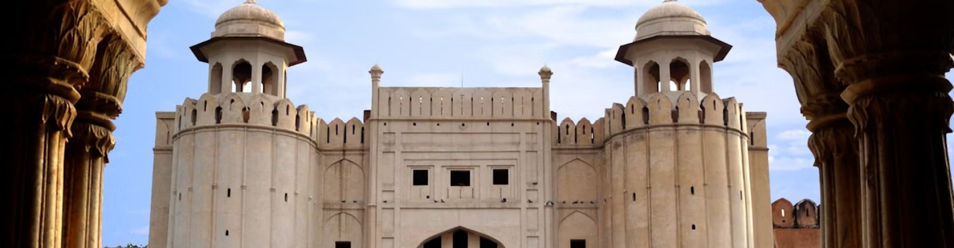 Lahore nightlife vibrant evening scene